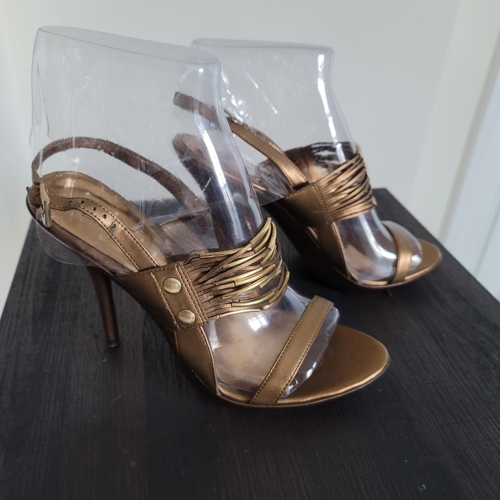 Bronze/Gold Carlos Santana Heels- 8.5M